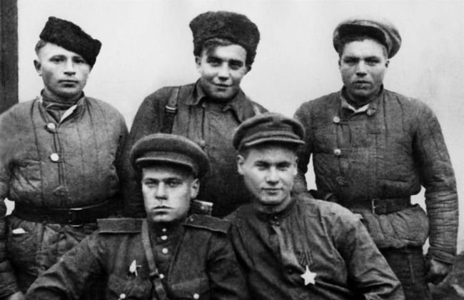 Фронтовые разведчики. «Я ходил за линию фронта» - i_003.jpg