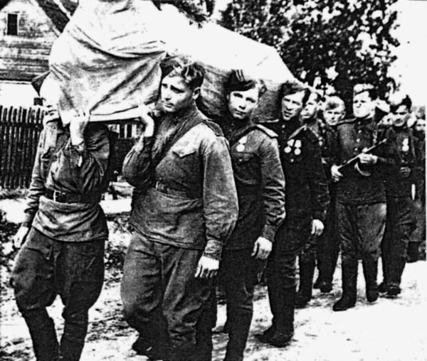 Фронтовые разведчики. «Я ходил за линию фронта» - i_014.jpg