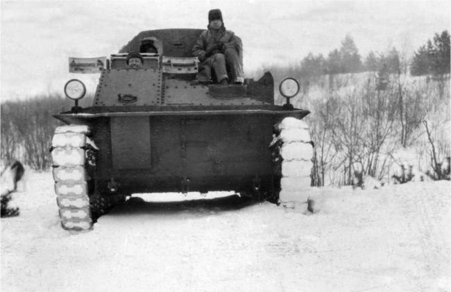 Маневренные танки СССР Т-12, Т-24, ТГ, Д-4 и др. - i_081.jpg