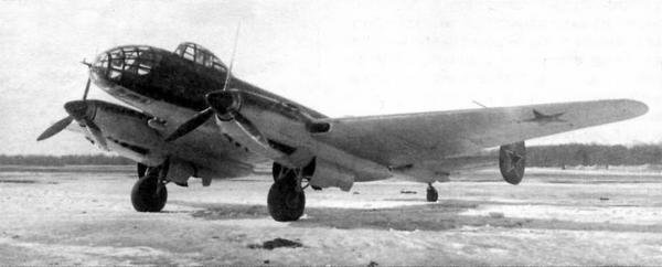 Дальний бомбардировщик Ер-2 - i_051.jpg