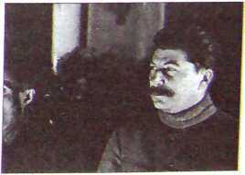 Исторические хроники с Николаем Сванидзе. Книга 1. 1913-1933 - i_142.jpg
