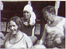 Исторические хроники с Николаем Сванидзе. Книга 1. 1913-1933 - i_173.jpg