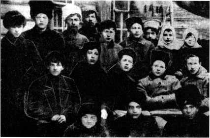 Министр сталинских строек<br />(10 лет во главе МВД) - i_006.jpg