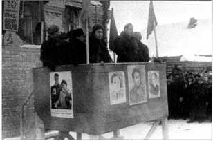 Министр сталинских строек<br />(10 лет во главе МВД) - i_037.jpg