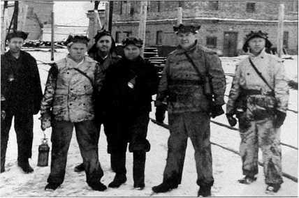Министр сталинских строек<br />(10 лет во главе МВД) - i_048.jpg