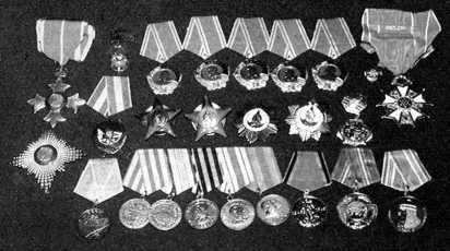 Министр сталинских строек<br />(10 лет во главе МВД) - i_074.jpg